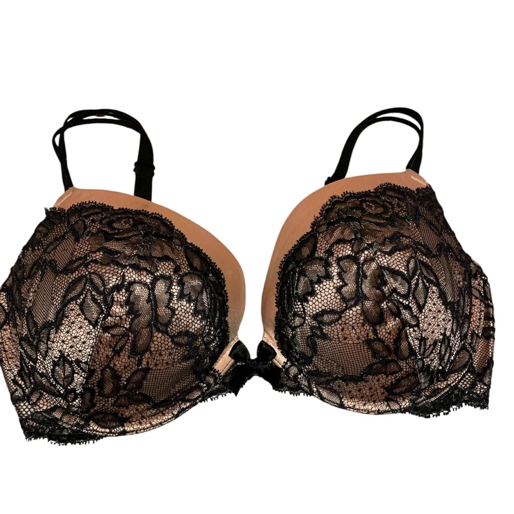 Victoria's Secret Black and Cream bra with lace